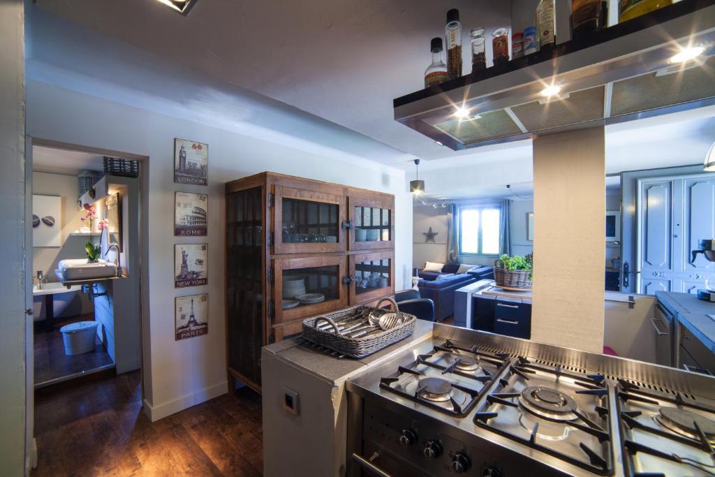 L'Auberge De L'Aubergine Eygalières Oda fotoğraf