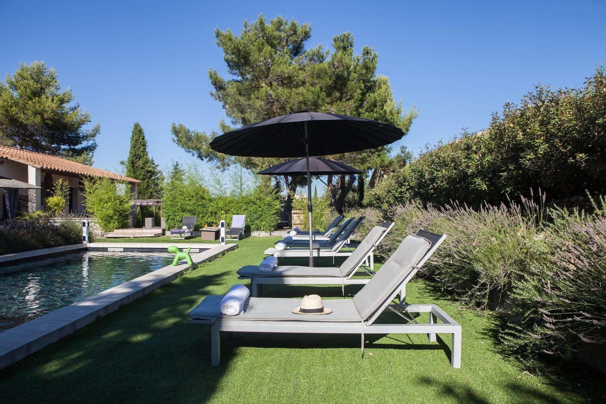 L'Auberge De L'Aubergine Eygalières Dış mekan fotoğraf